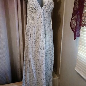 Chic White Patterned Maxi Dress